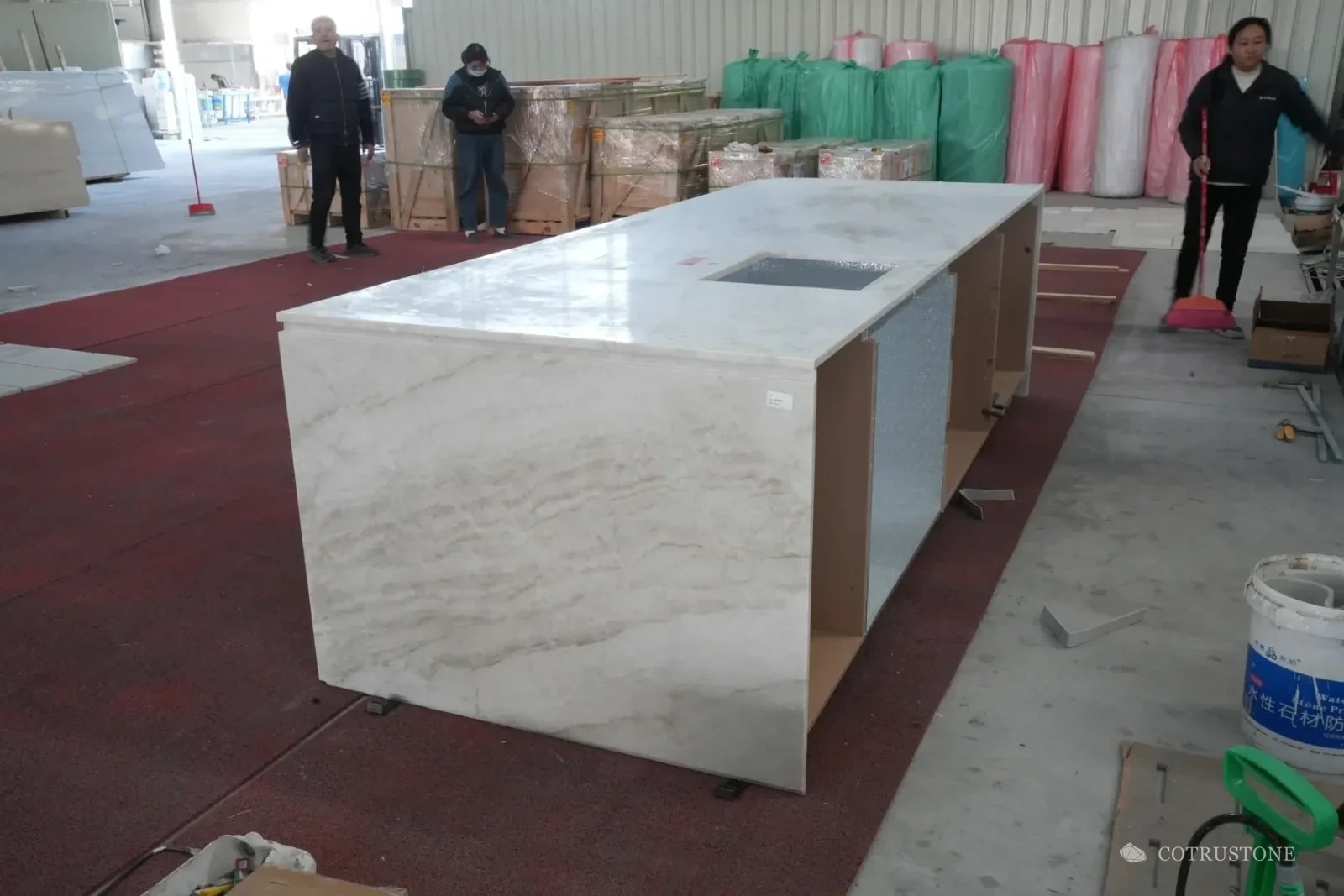 Stone island square end and countertop